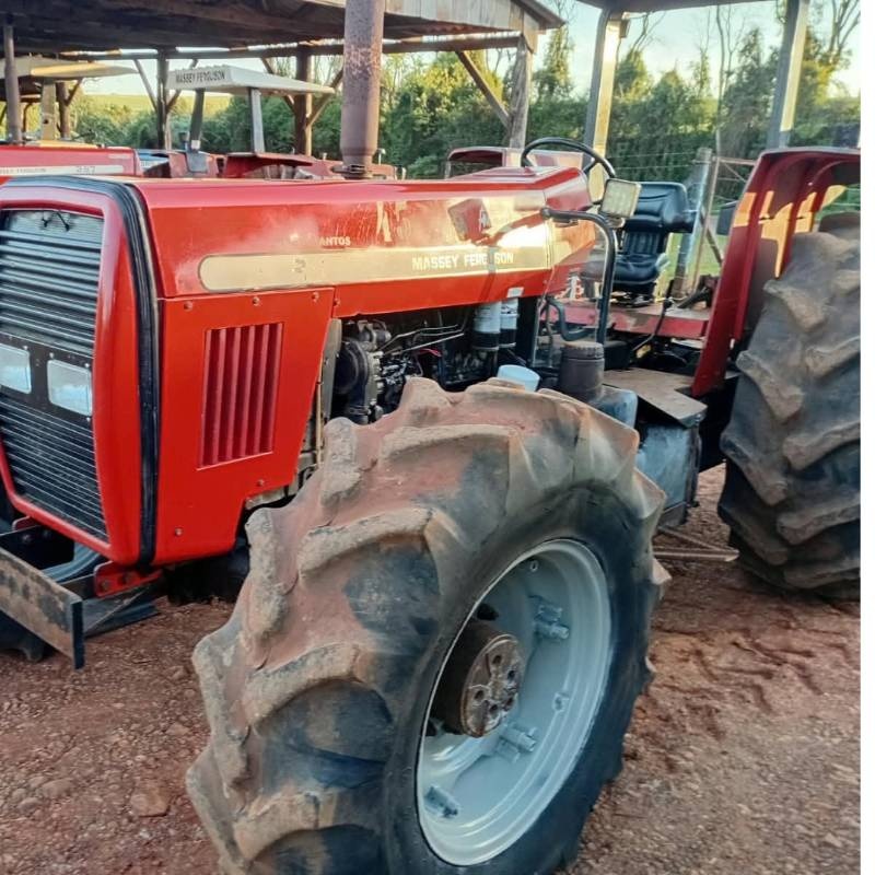 Trator Massey Ferguson MF 297 ano 2003
