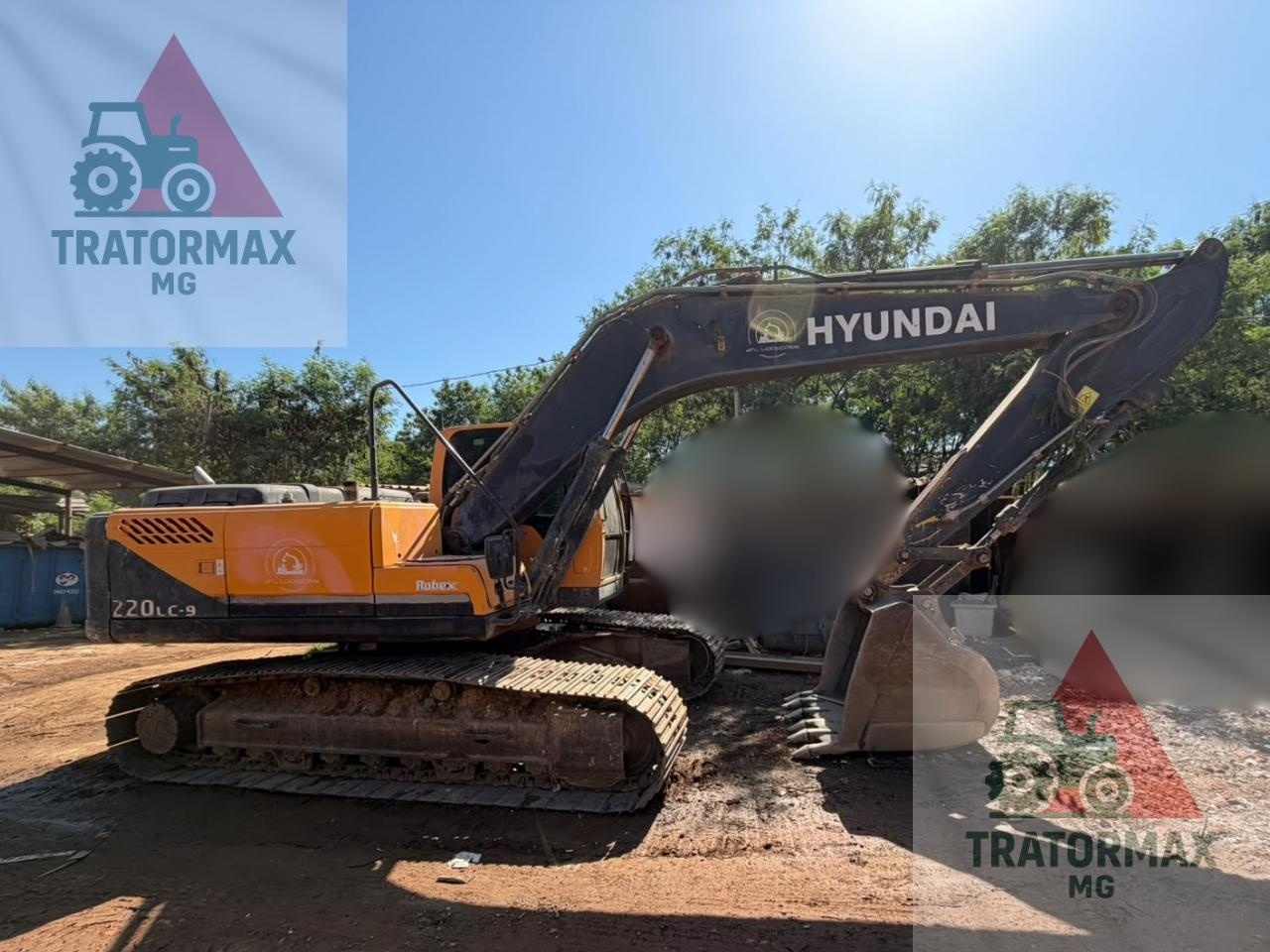 Escavadeira Hyundai 220LC-9 ano 2019