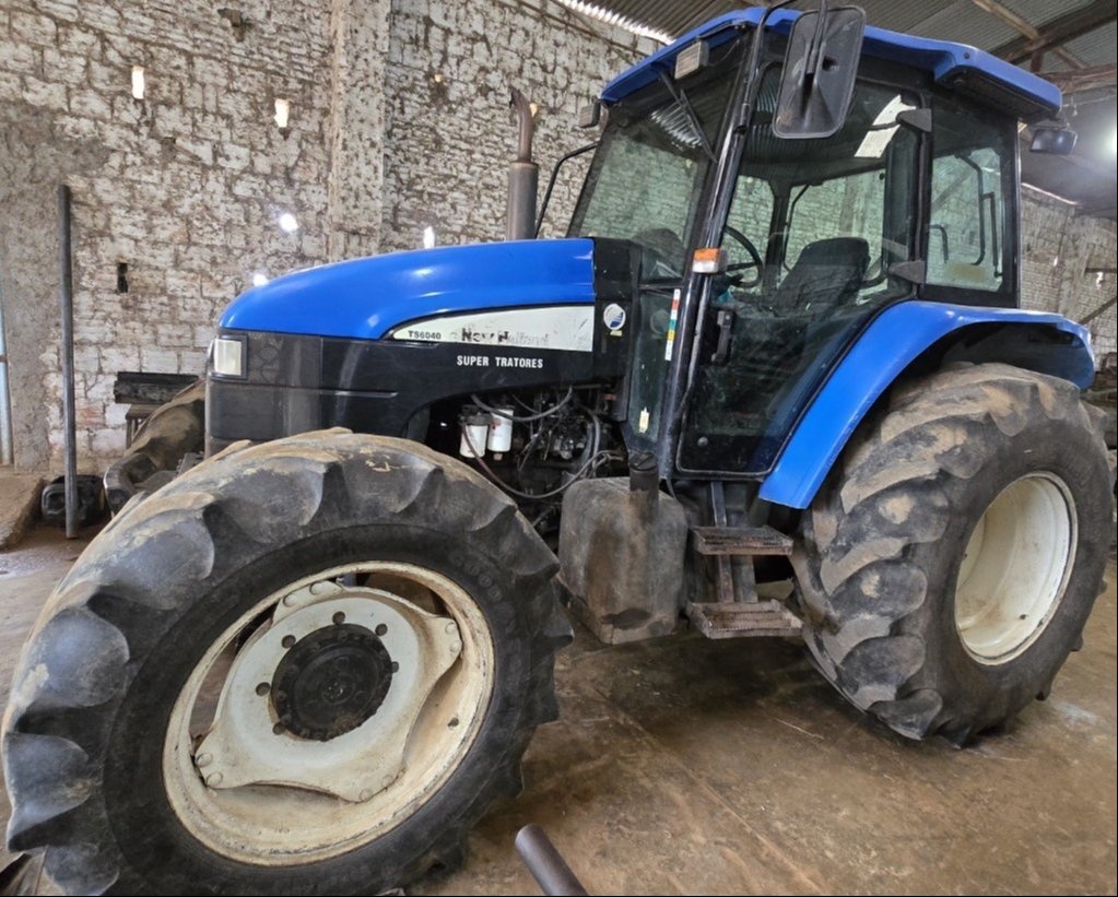 Trator New Holland TS 6020 ano 2013