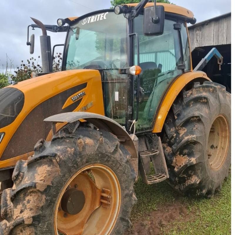 Trator Valtra A114 ano 2019