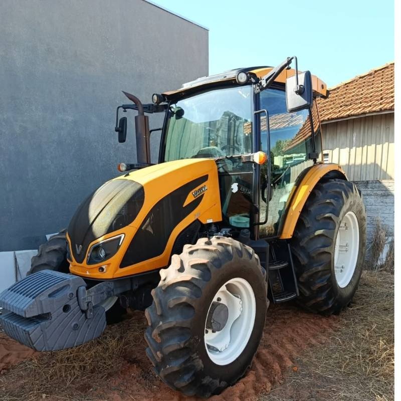 Trator Valtra A104 ano 2020