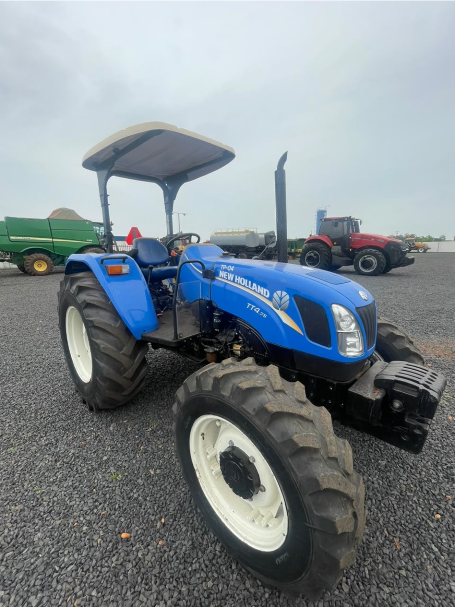 Trator New Holland TT 4.75 ano 2021