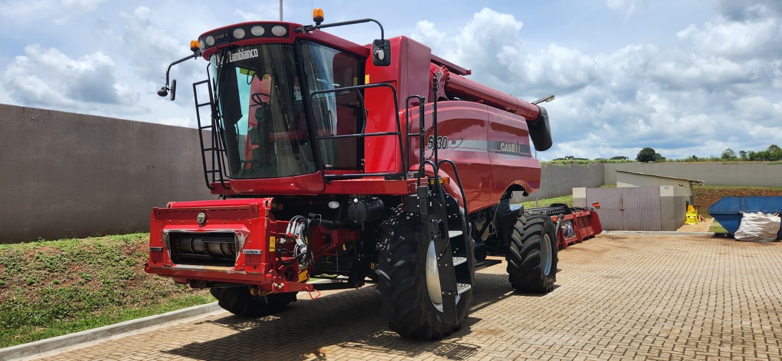 Colheitadeira Case 5130 Axial-Flow ano 2018