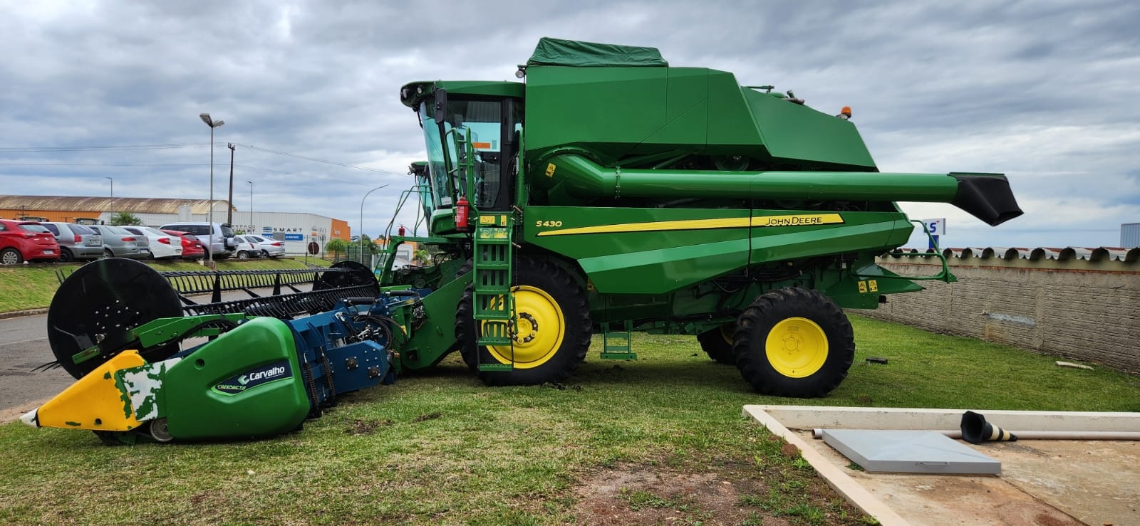 Colheitadeira John Deere S430 ano 2019