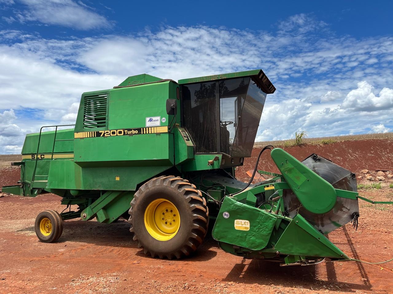 Colheitadeira SLC 7200