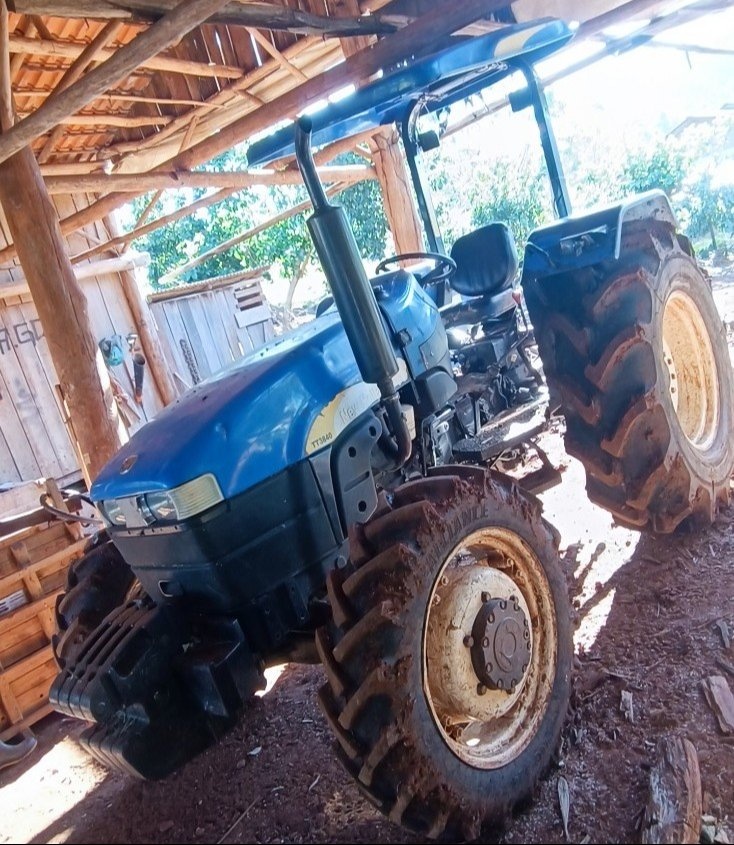 Trator New Holland TT3840 ano 2014