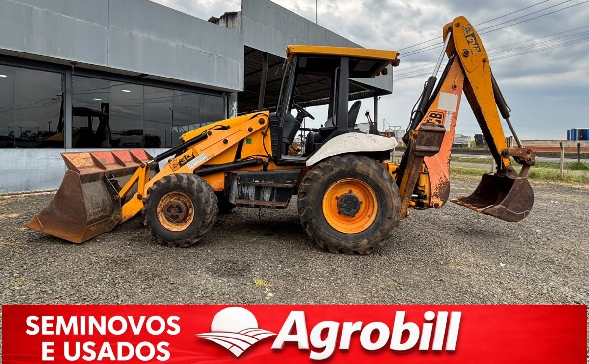 Retroescavadeira JCB 3C