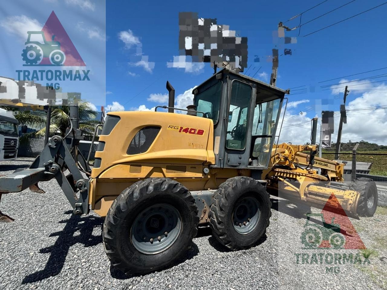 Motoniveladora New Holland RG140B ano 2006
