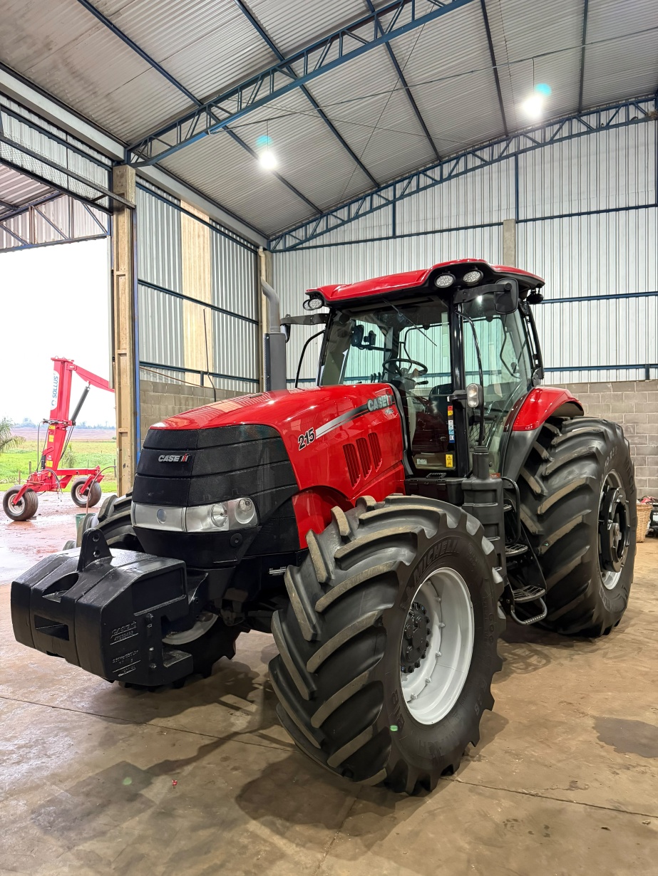 Trator Case TRATOR PUMA 215 ano 2022
