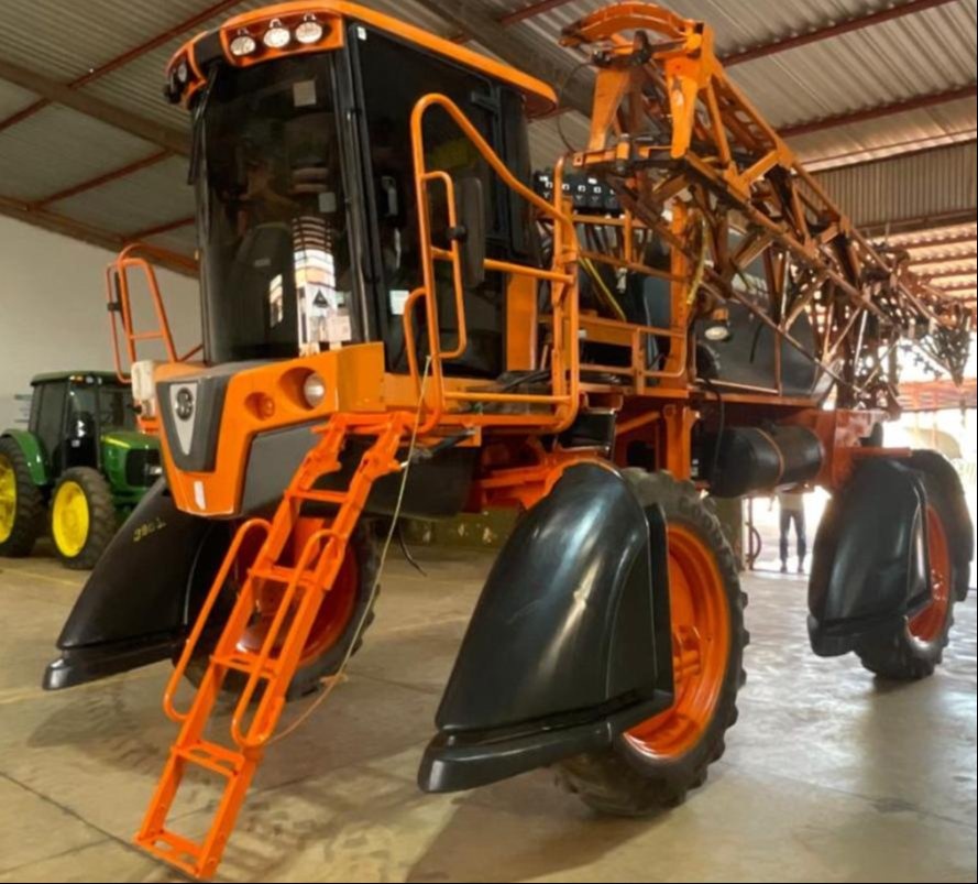 Pulverizador Autopropelido Jacto Uniport 2500 Star ano 2014
