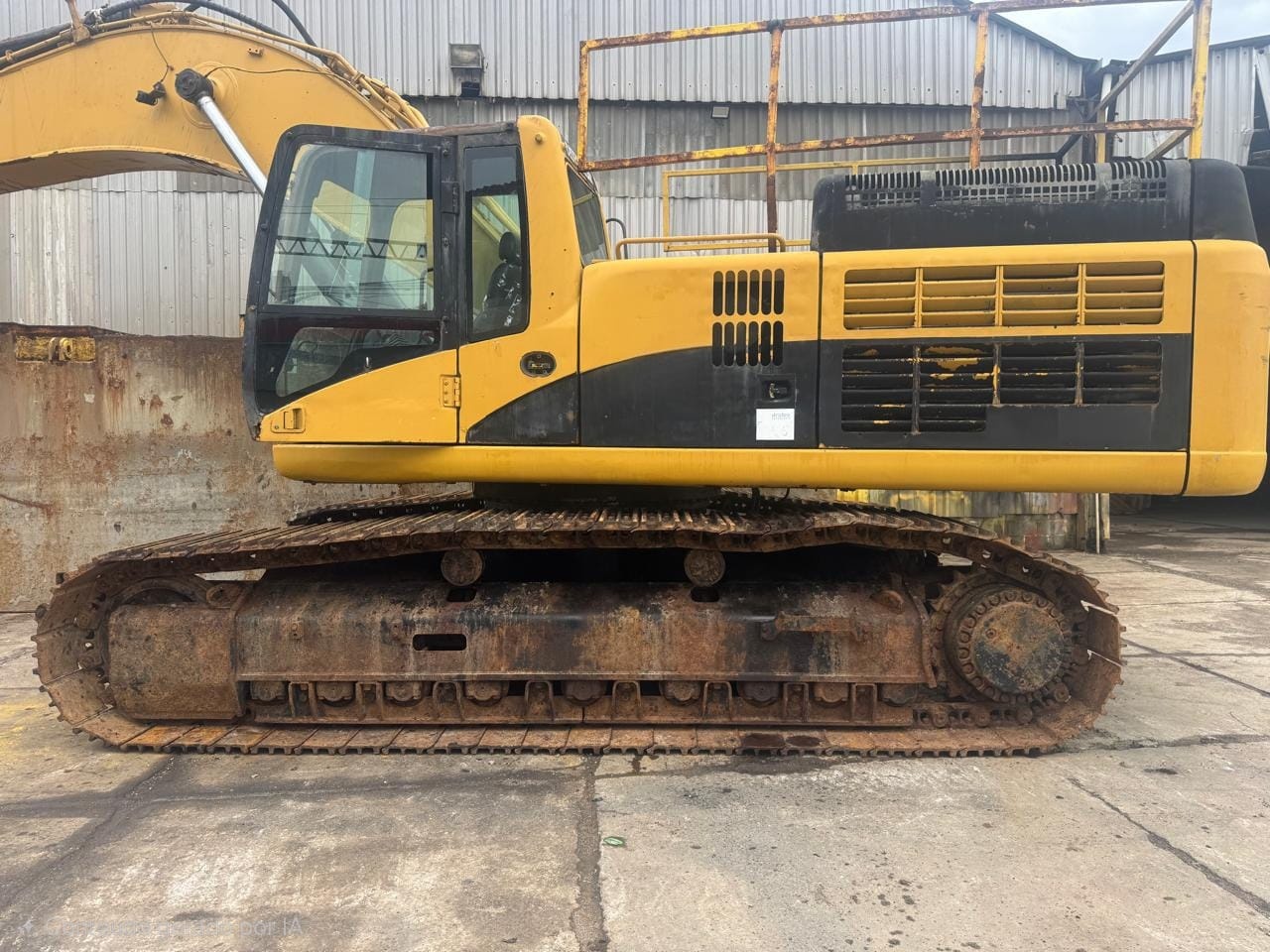 Escavadeira Caterpillar 345 ano 2010