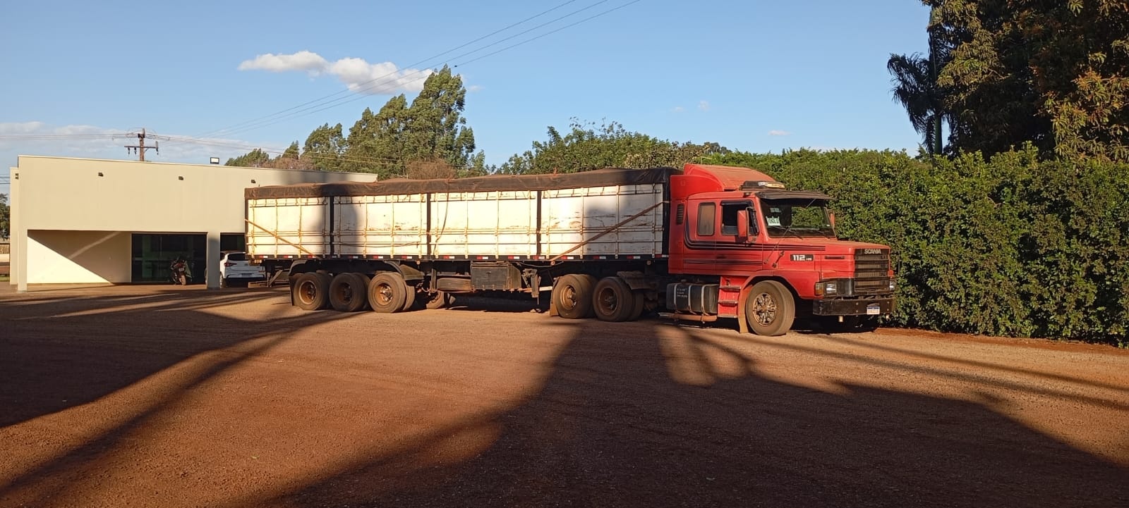 Caminhão Scania T-112 H ano 1986