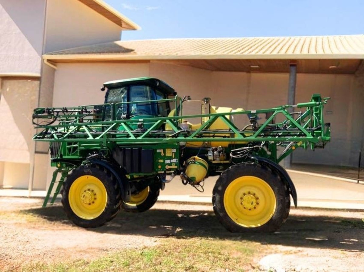 Pulverizador Autopropelido John Deere 4630 ano 2011