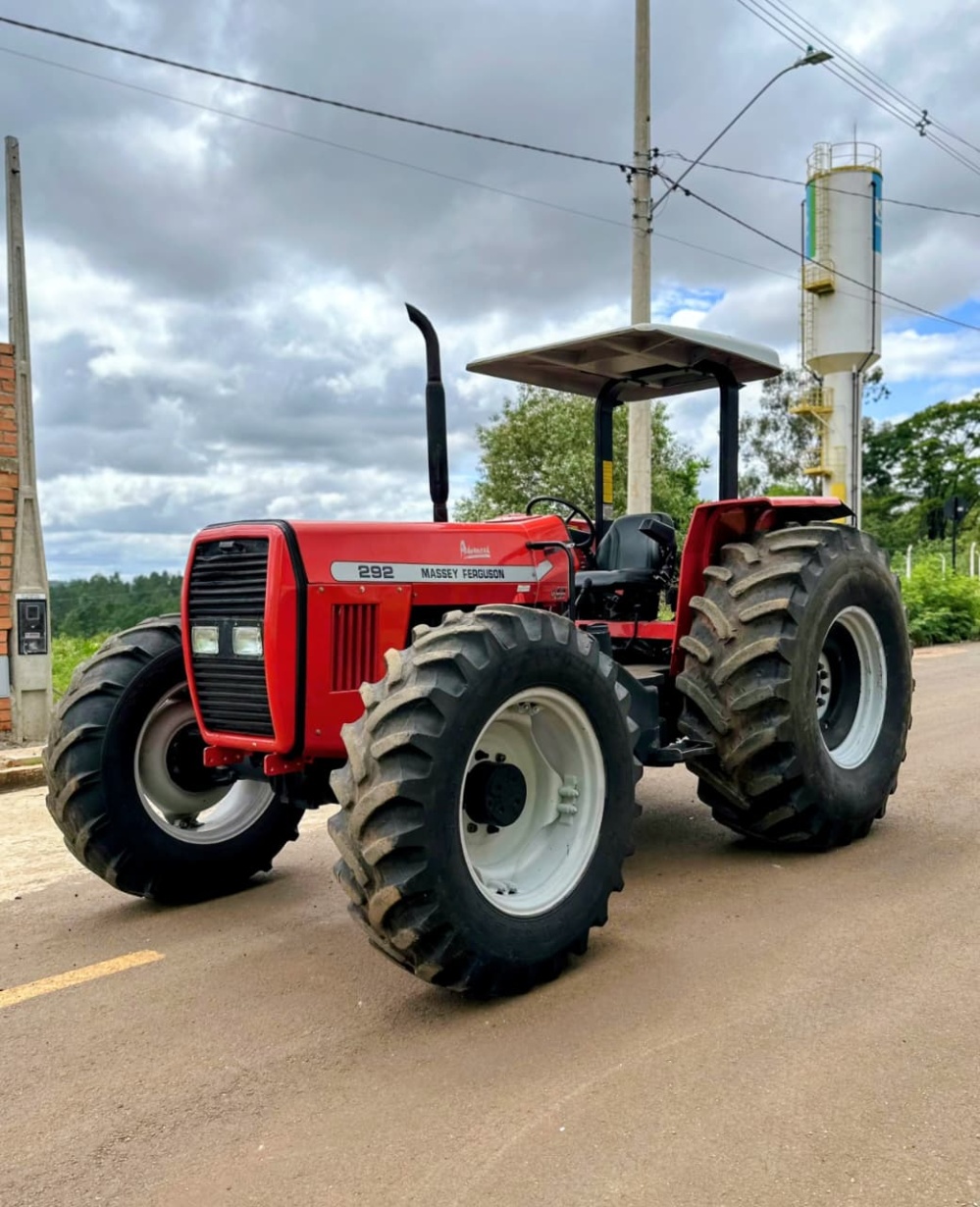 Trator Massey Ferguson MF 292 Advanced ano 2004