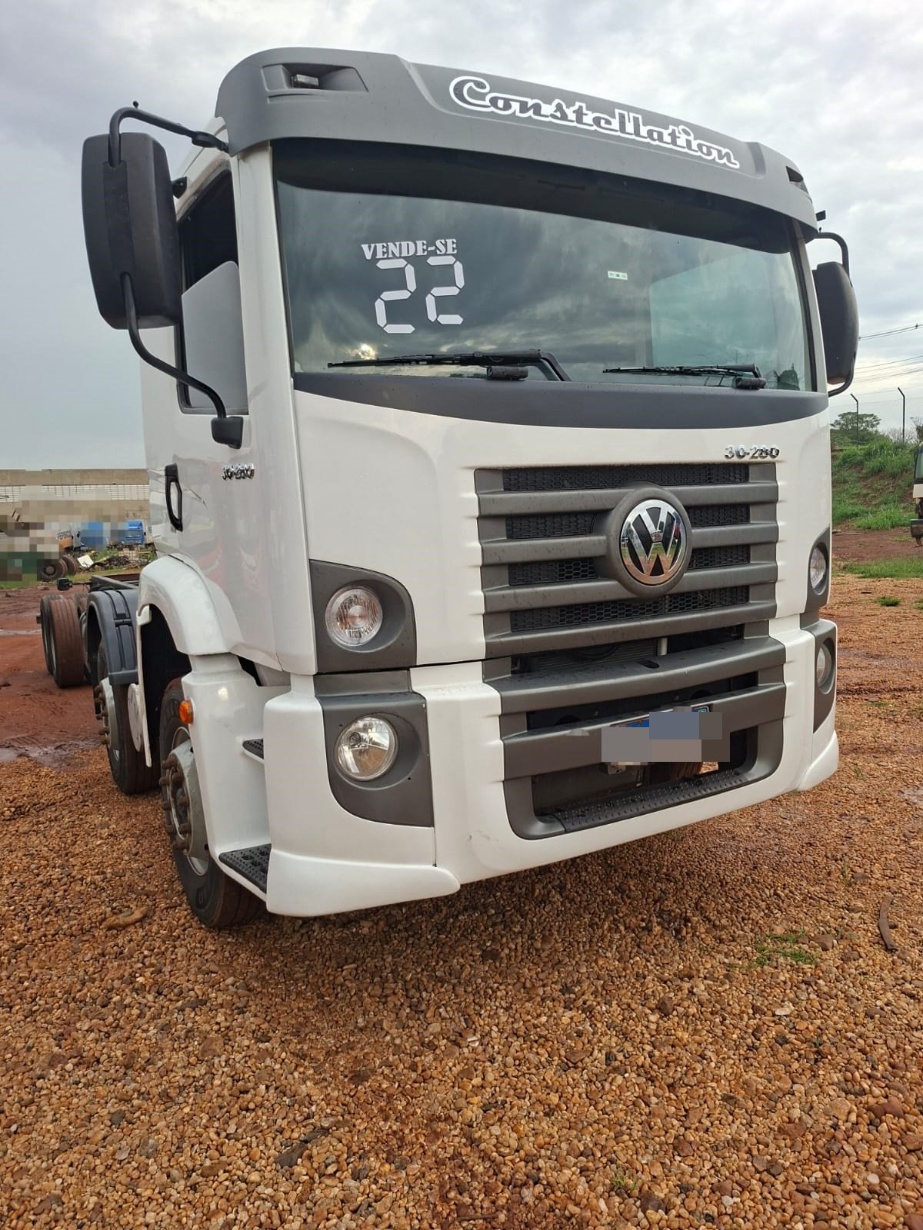 Caminhão Volkswagen 30-280 8x2 ano 2022