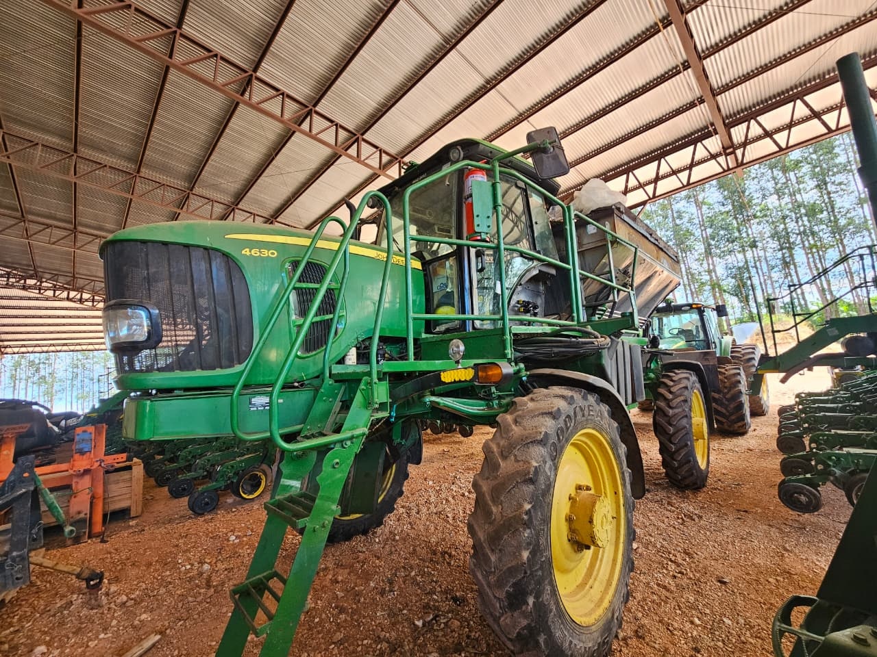 Pulverizador Autopropelido John Deere 4630