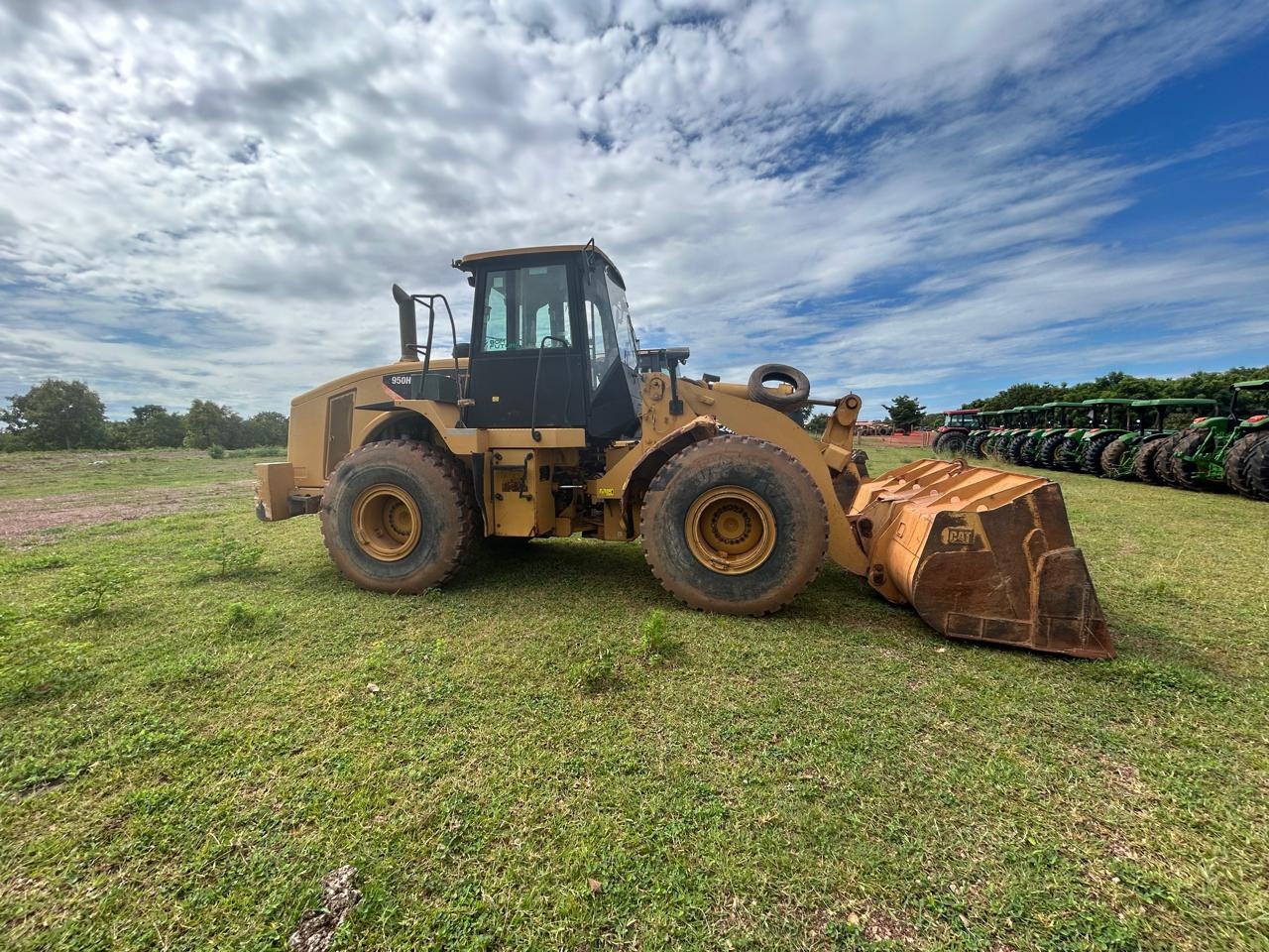 Pá Carregadeira Caterpillar 950H ano 2013