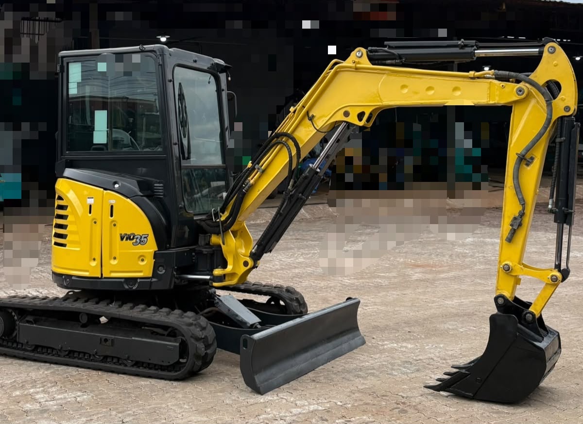 Mini Escavadeira Yanmar VIO 35 ano 2021
