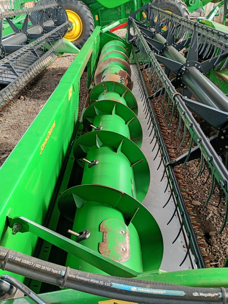 Plataforma John Deere 622F ano 2018