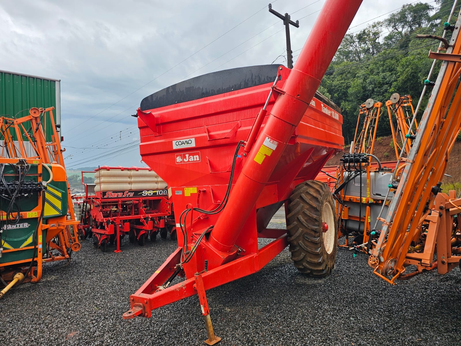 Carreta Graneleira Jan TANKER 10.000 ano 2016