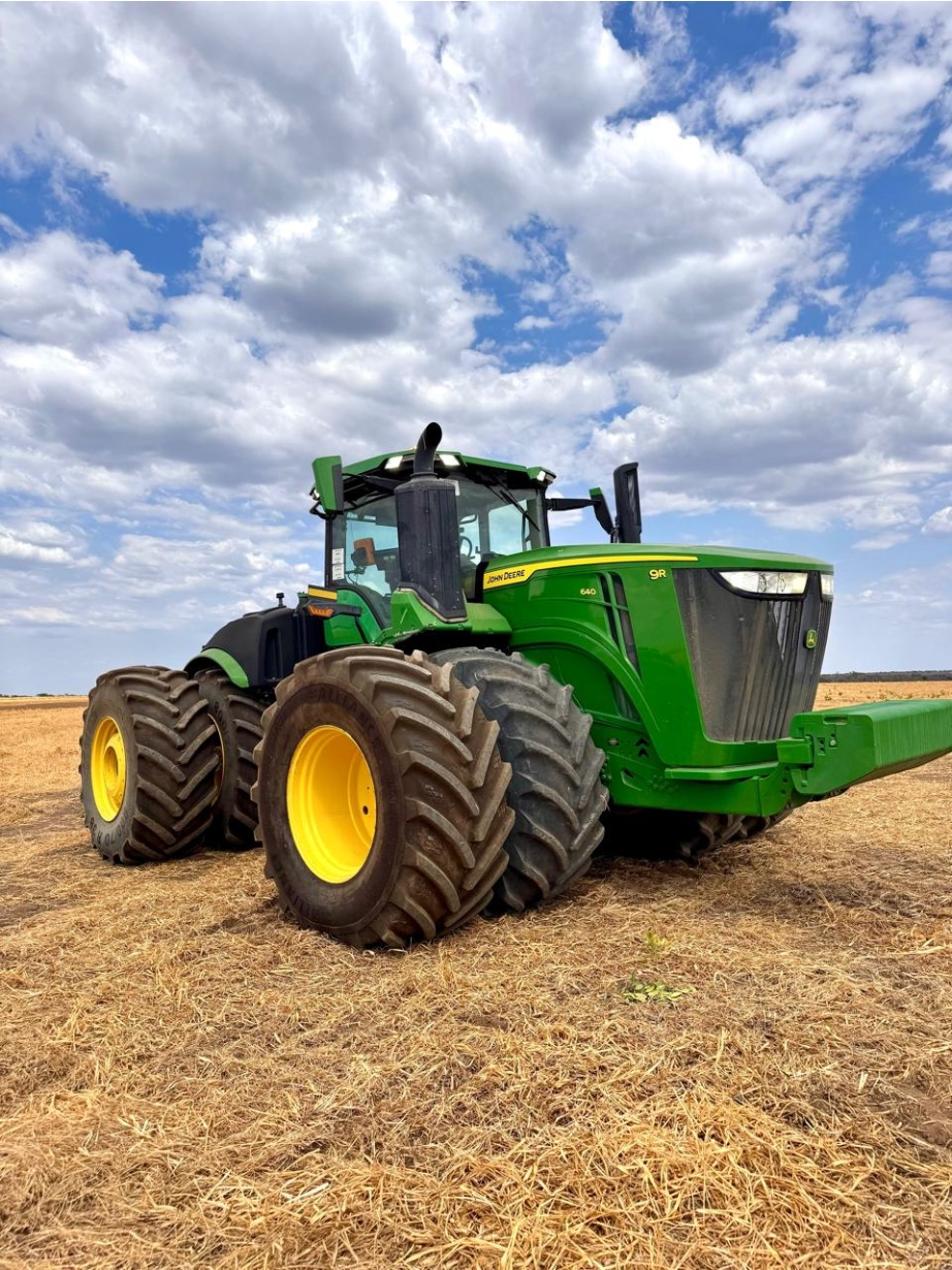 Trator John Deere 9R 640 ano 2024