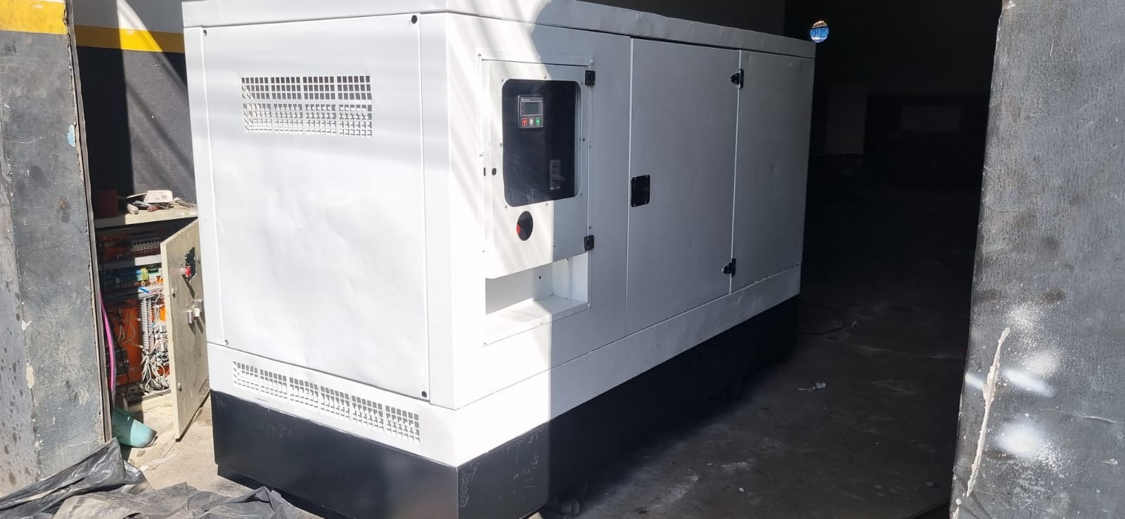 Gerador de Energia Genérica 150  kVA ano 2011