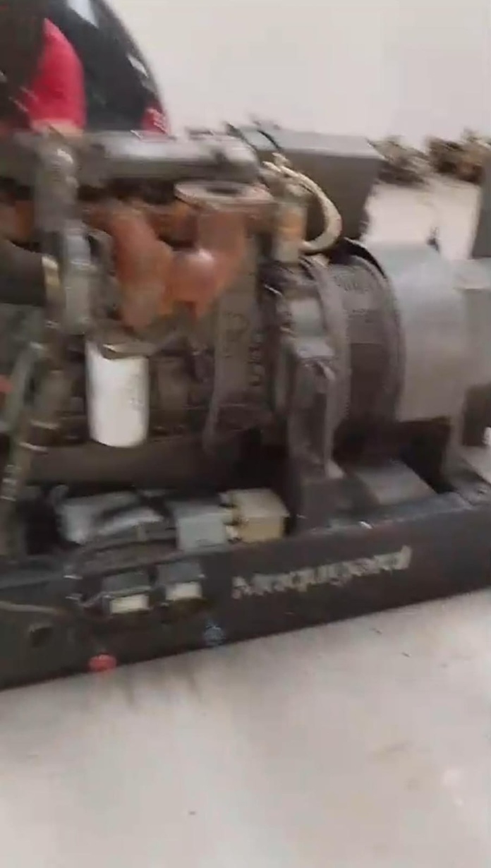 Gerador de Energia Genérica 165  kVA