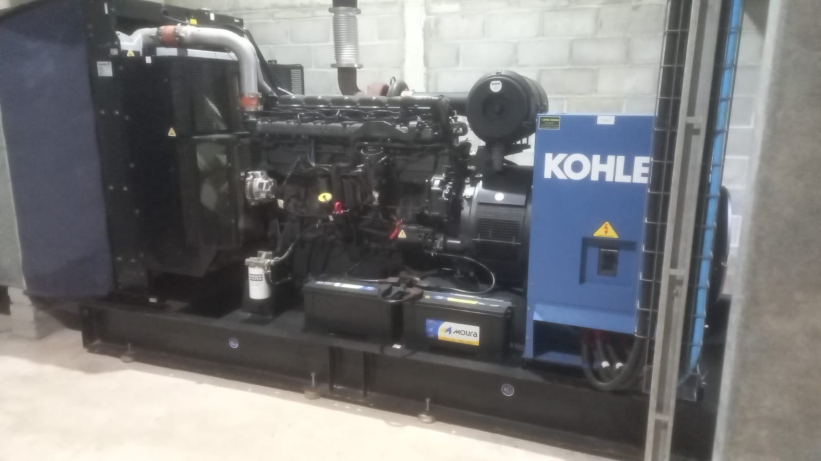Gerador de Energia Genérica 450  kVA ano 2020