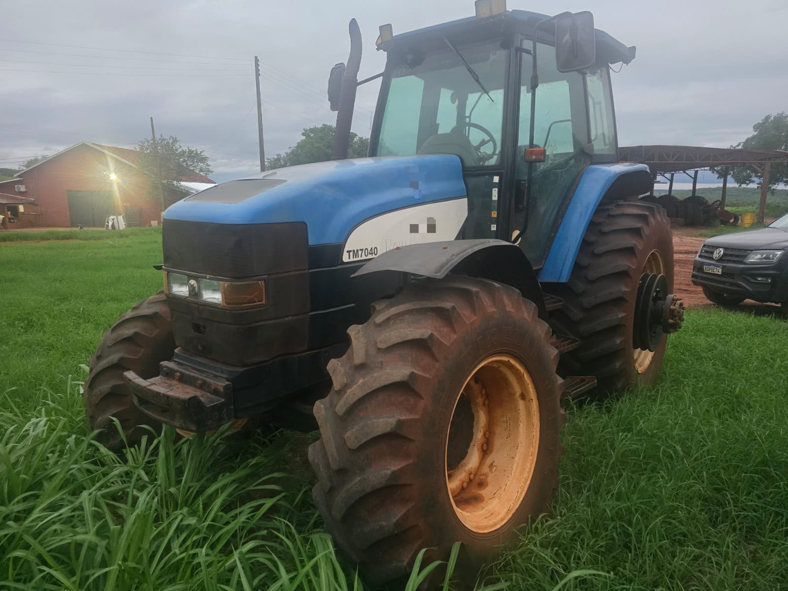 Trator New Holland TM 7040