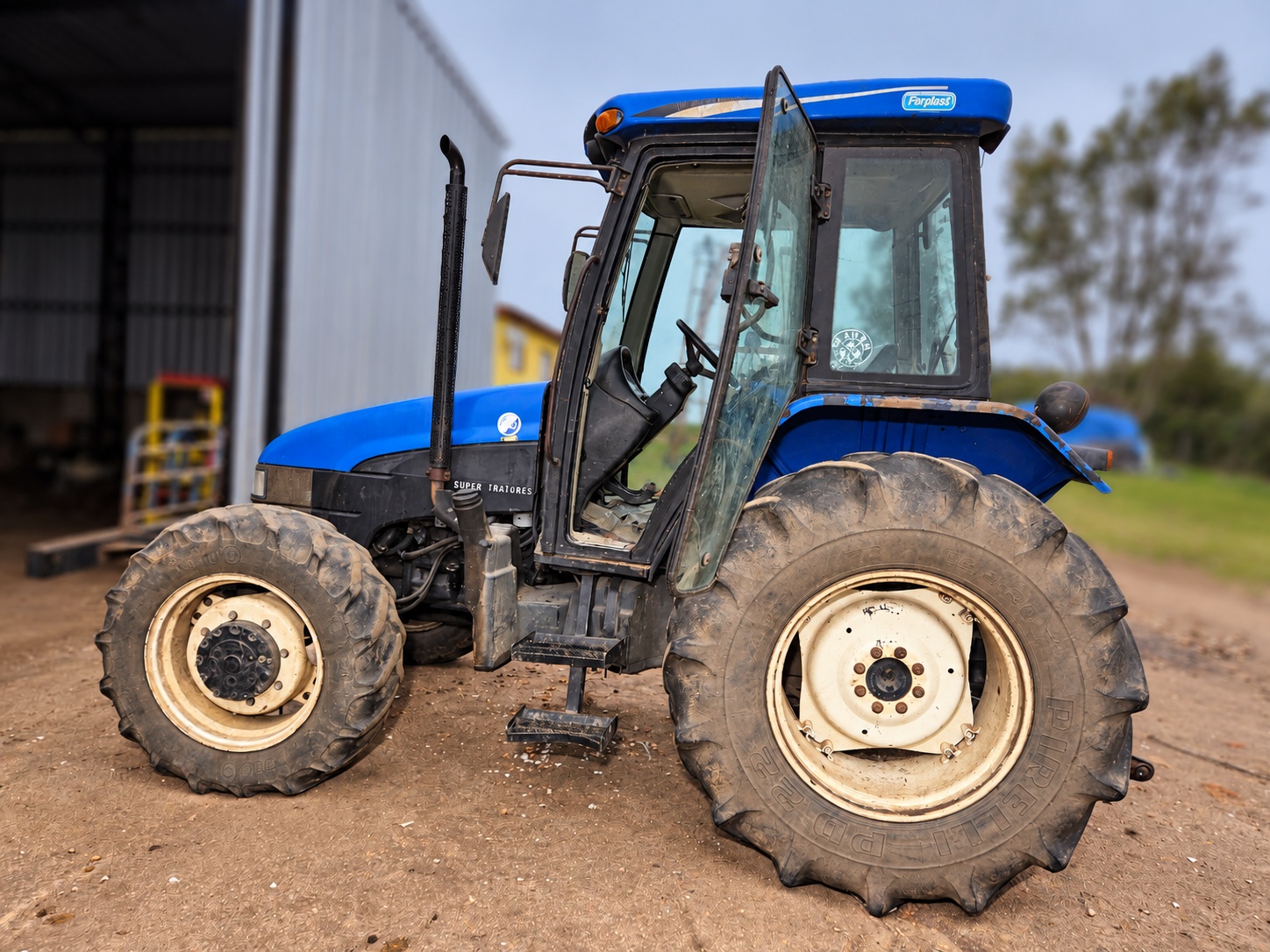 Trator New Holland TL 75E ano 2012