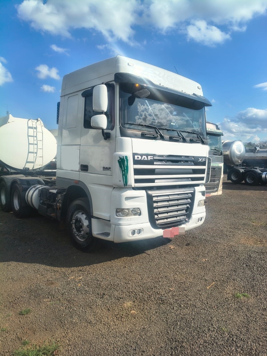 Caminhão DAF XF105 FTT 510A 6X4 ano 2020