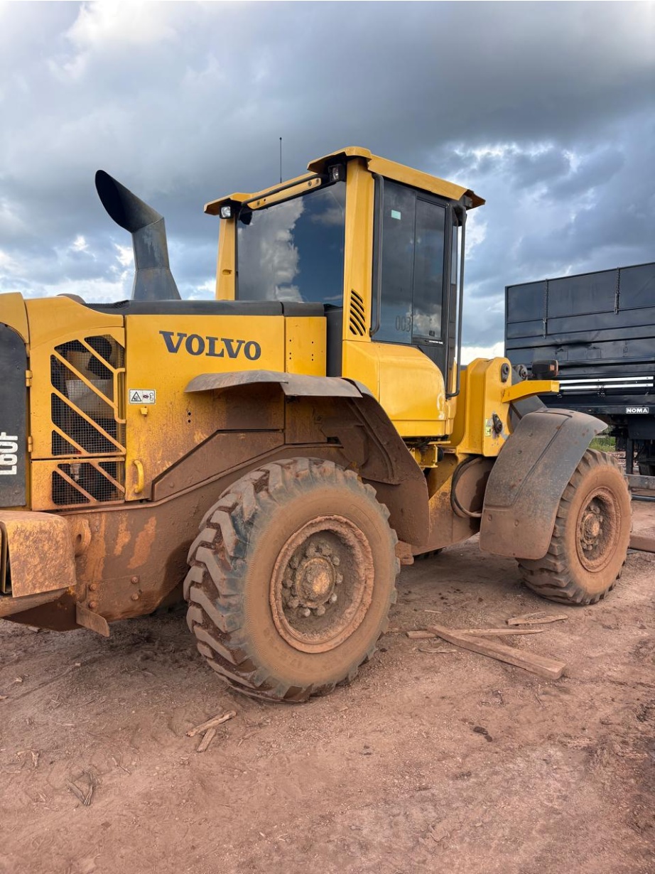 Pá Carregadeira Volvo L60F ano 2017