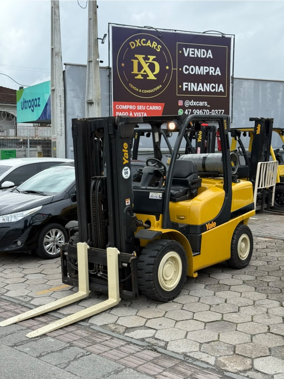 Empilhadeira Yale 90VX ano 2018
