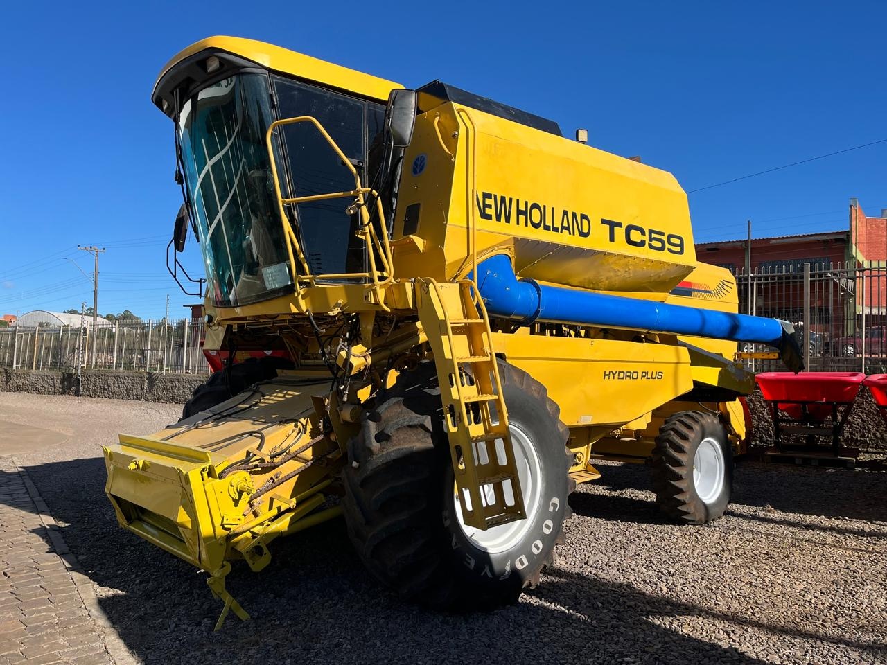 Colheitadeira New Holland TC59 Sojeira ano 2002