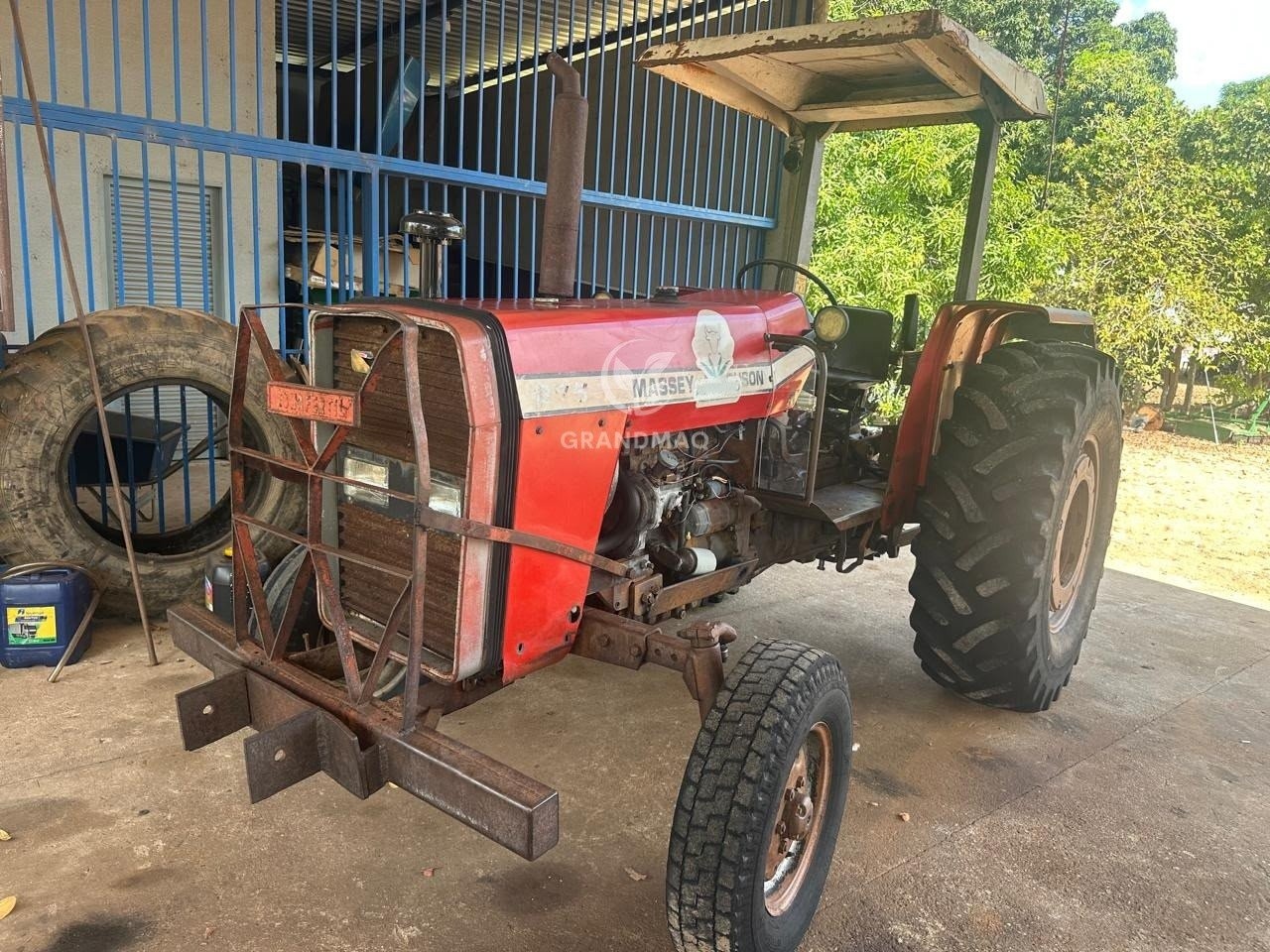 Trator Massey Ferguson MF 275 ano 1993