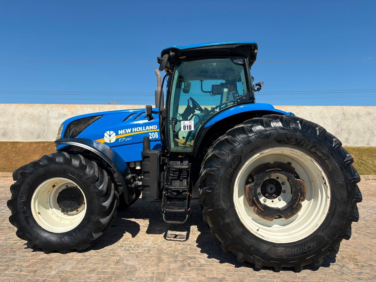 Trator New Holland T7 260 ano 2022
