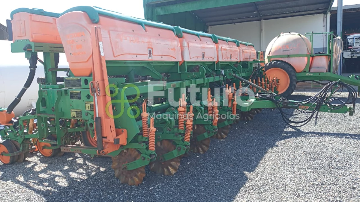 Plantadeira Stara Victoria Top 7200 ano 2013
