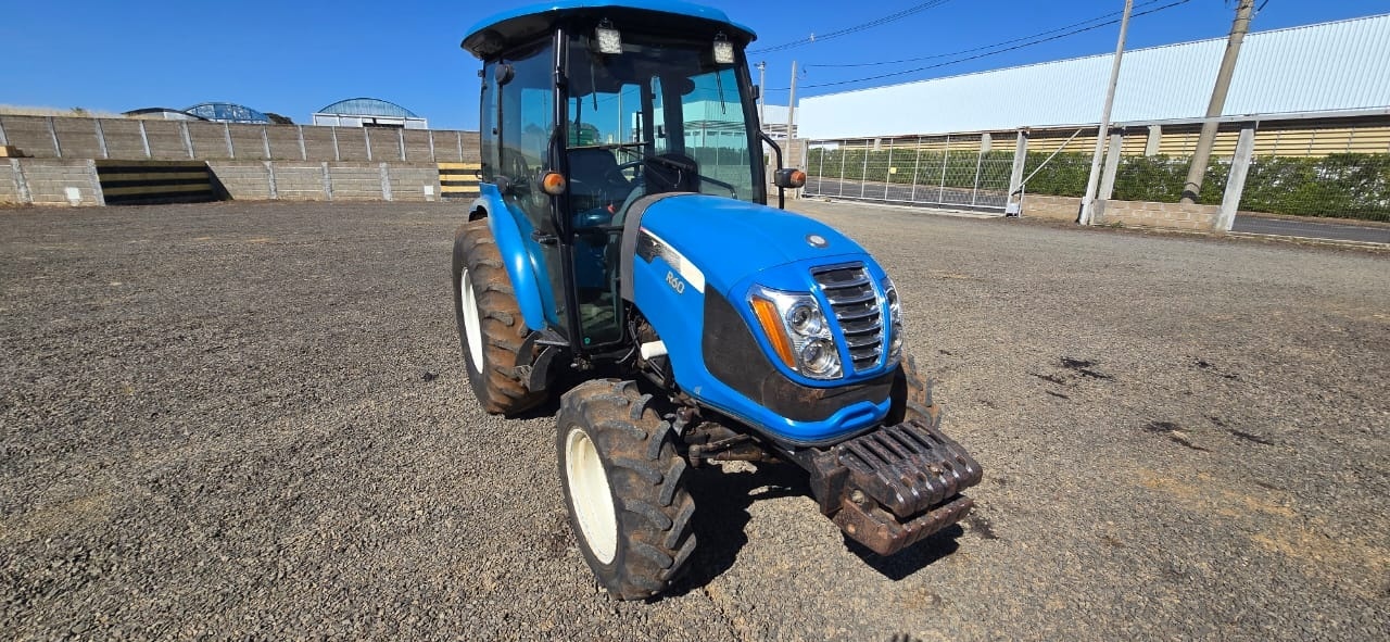 Trator LS Tractor R60 ano 2017