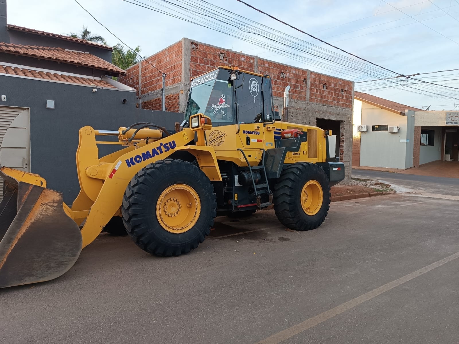 Pá Carregadeira Komatsu WA320 ano 2021