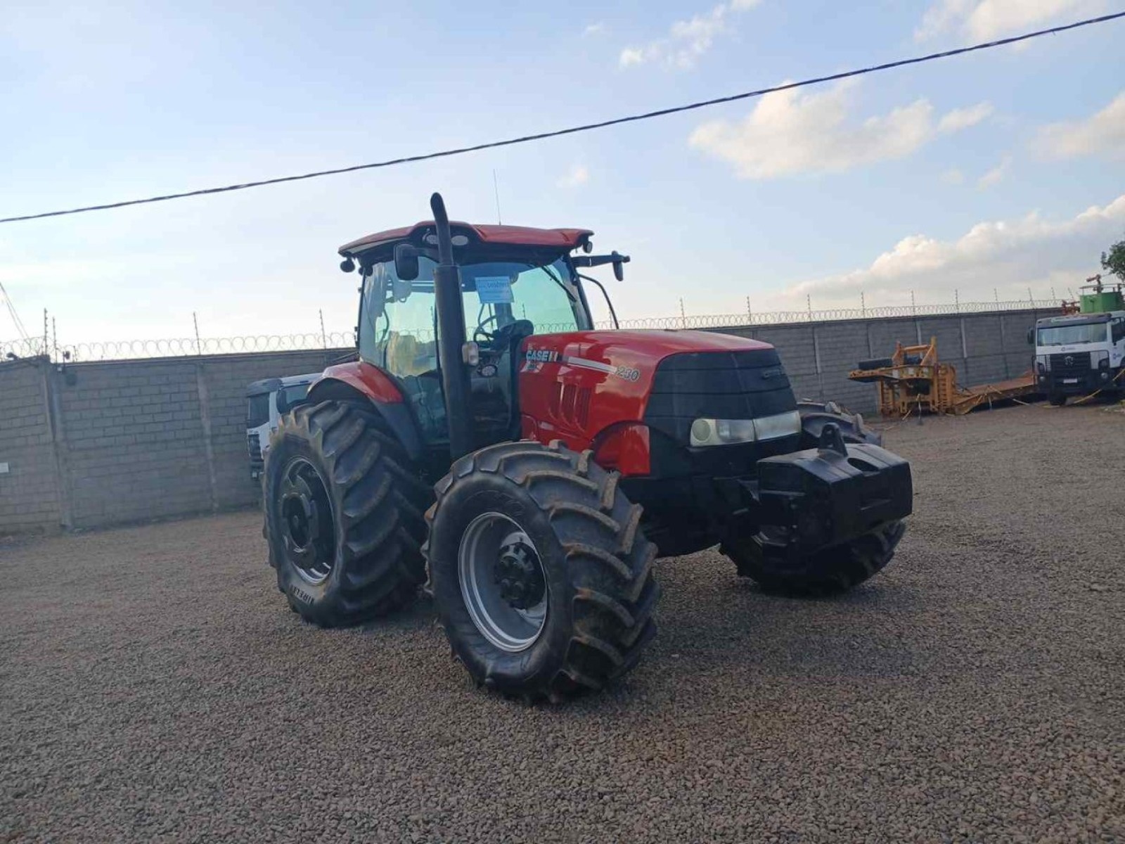Trator Case Puma 230 ano 2020